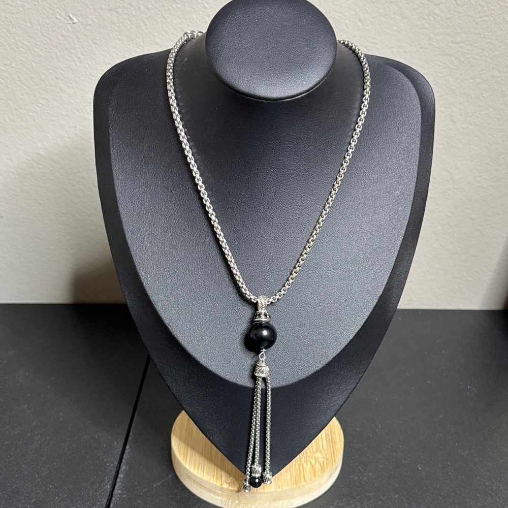Lariat Style Dangle Tassel Black Beads Pendant Venetian Box Chain Necklace